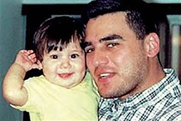 Mario Santoro con su hija Sofía