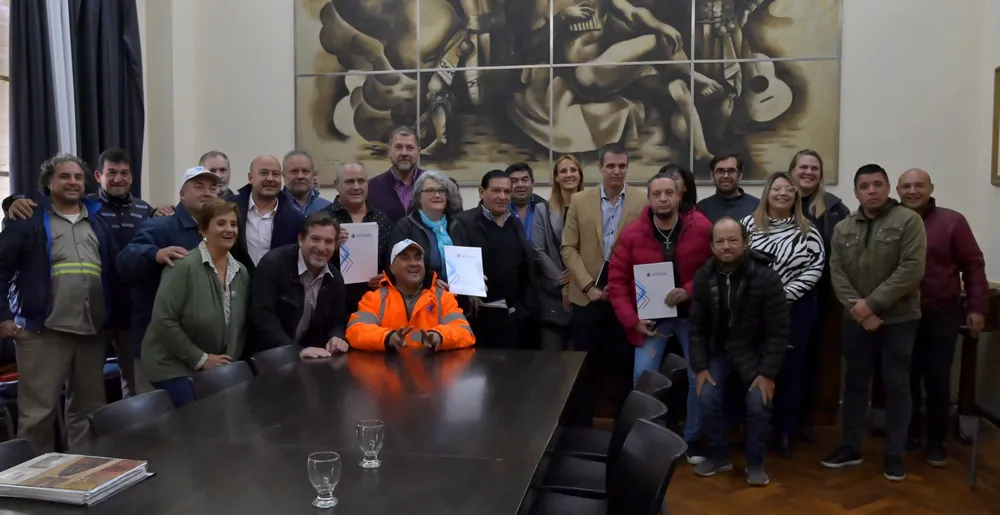 POLITICAS DE VIVIENDAS - ENTREGA DE LOTES (3)