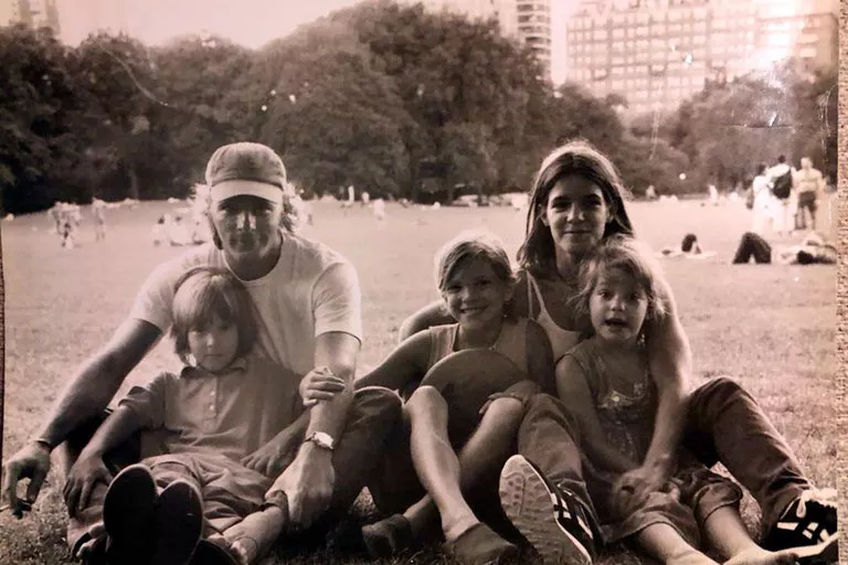 Pedro Grehan en Nueva York, con su mujer Victoria Blaksley y sus hijos Patricio, Camila y Sofía