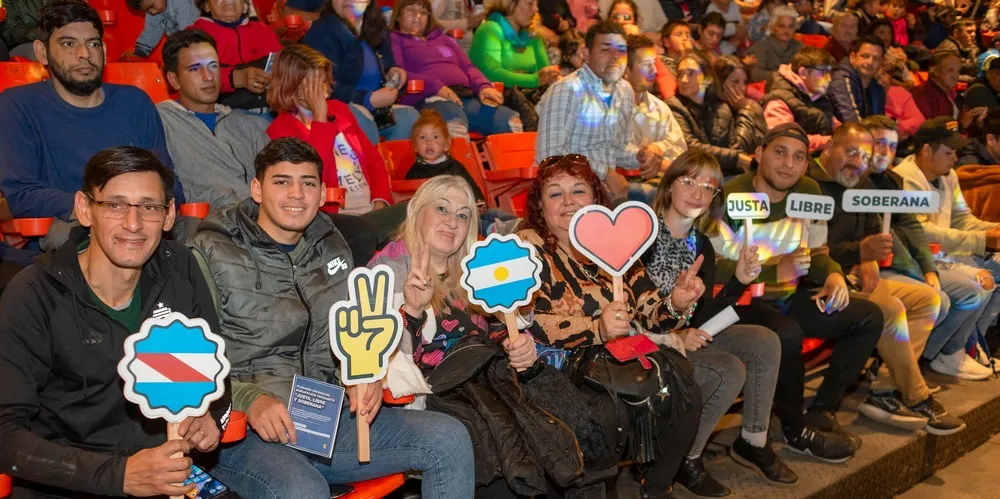 JUSTA, LIBRE Y SOBERANA - CRESTO (7)