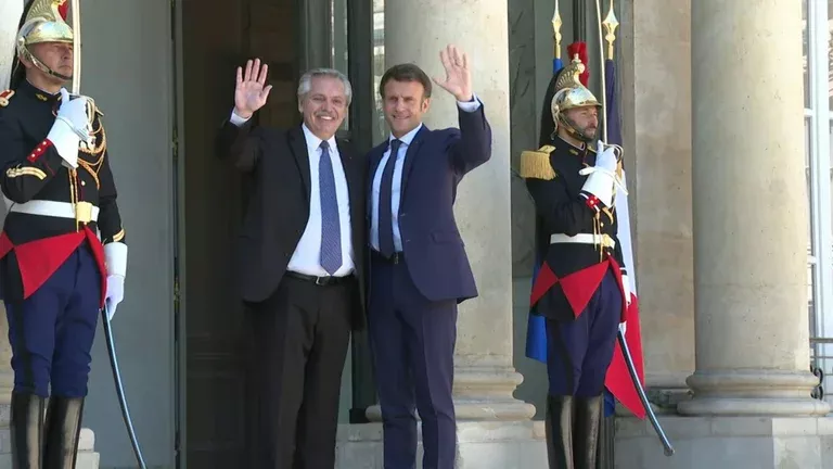 Alberto y Macron