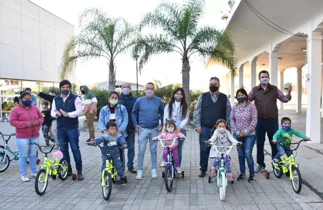 240366910_1500075306999171_1228934374615552626_n