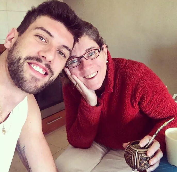 Facu Conte con su mamà