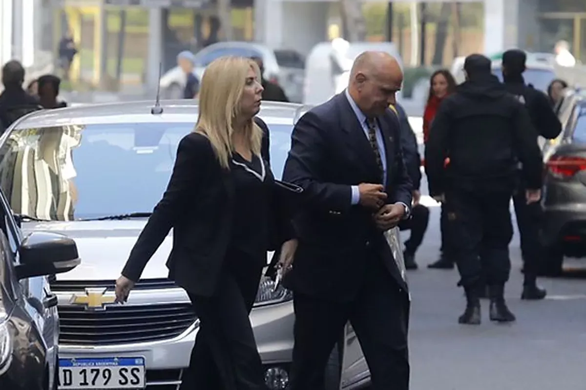 La jueza María Eugenia Capuchetti y el fiscal Carlos Rívolo
