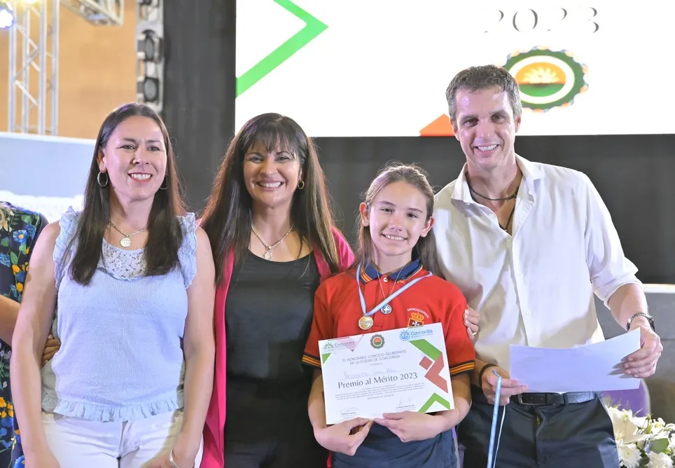 PREMIO AL MÉRITO - 2023 (6)