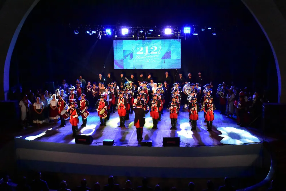 Archivo - 25 de Mayo (4)