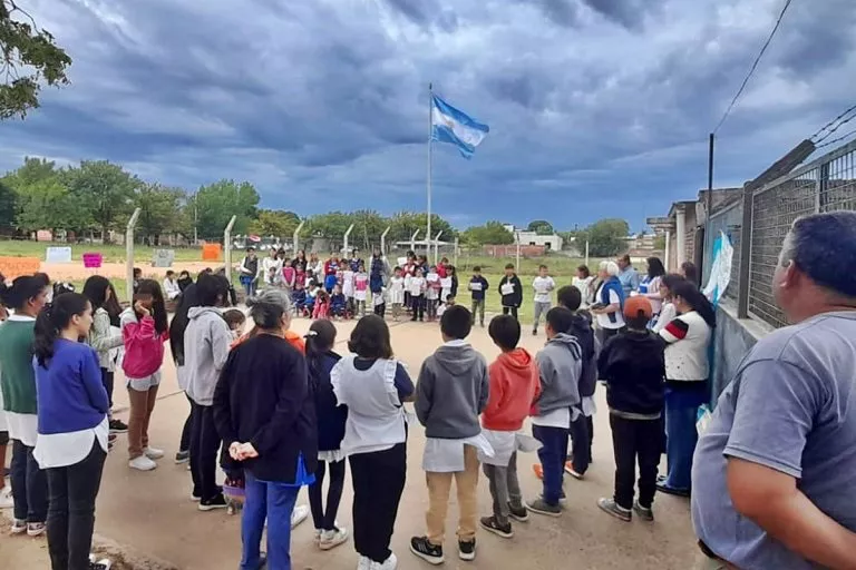 Escuela 76_1