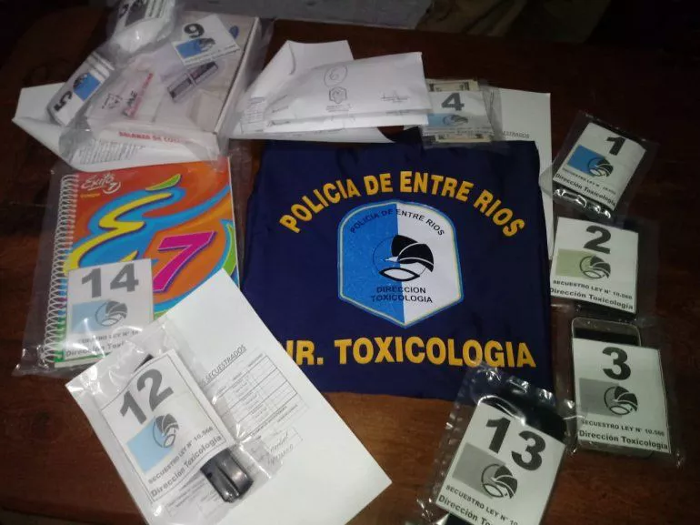 operativo-drogas-cumpleanos-pelotero-sudamerica-pringles-parana-3jpg