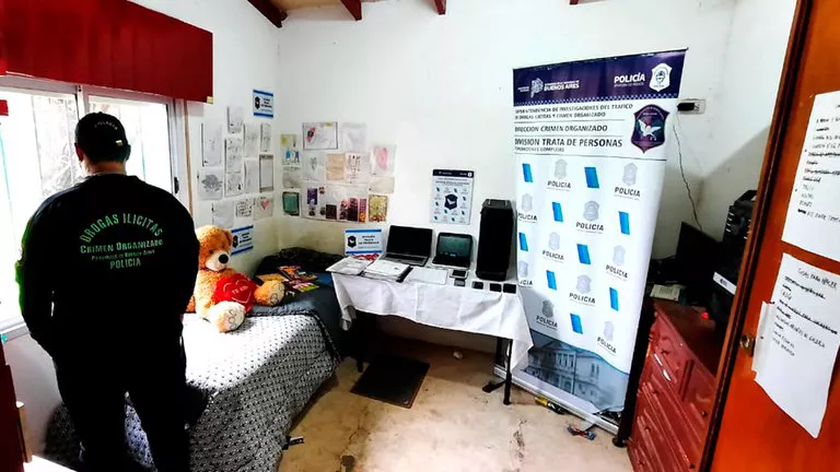 HABITACION DE APA