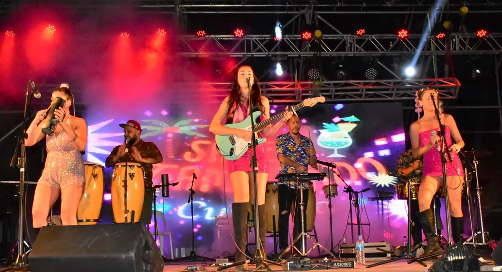 ARTISTAS - FIESTA DE LA CITRICULTURA (4)