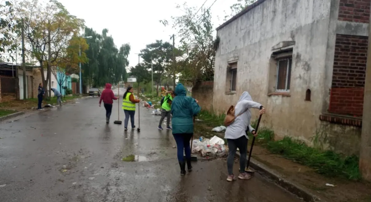 LIMPIEZA DE LA CIUDAD (5)