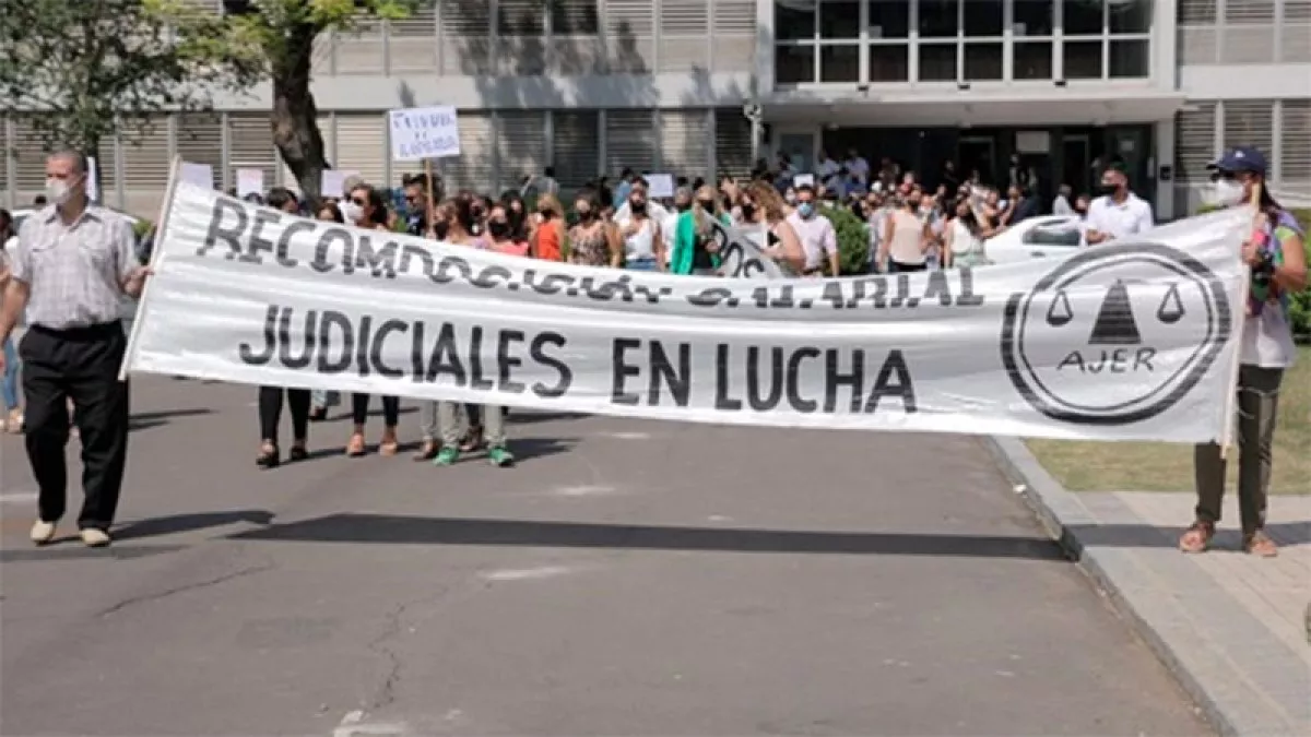 AJER EN LUCHA