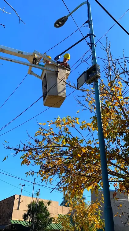 LUCES Y ELECTRICIDAD - ELECTROTECNIA (11)