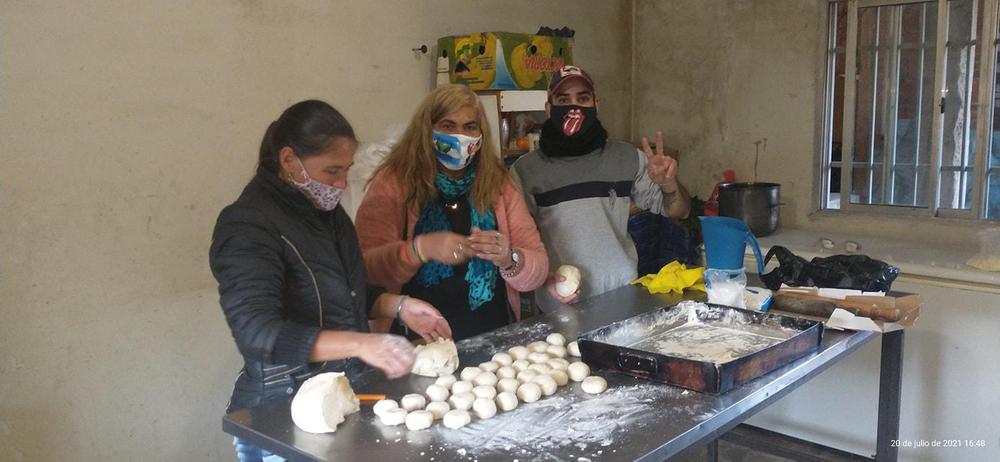 219390321_1263987070689419_2879490013736906182_n