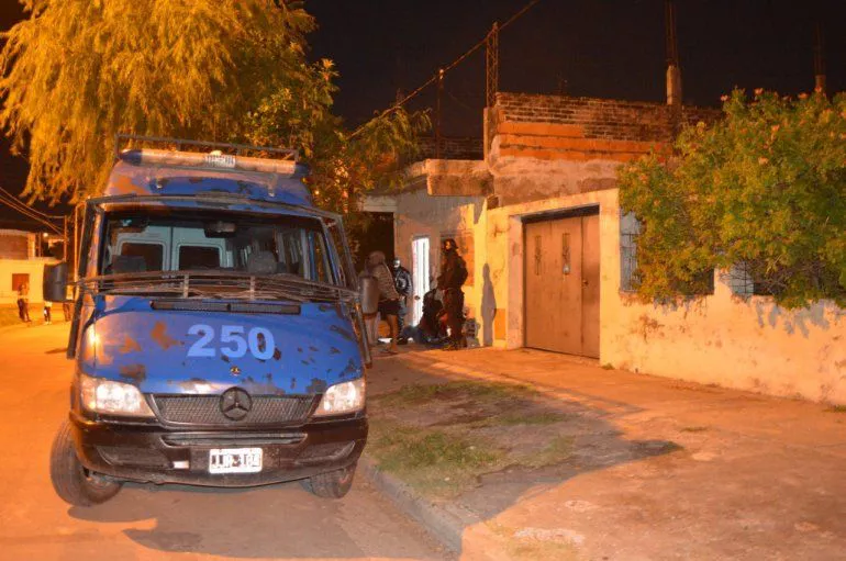 operativo-drogas-cumpleanos-pelotero-sudamerica-pringles-parana-7jpg