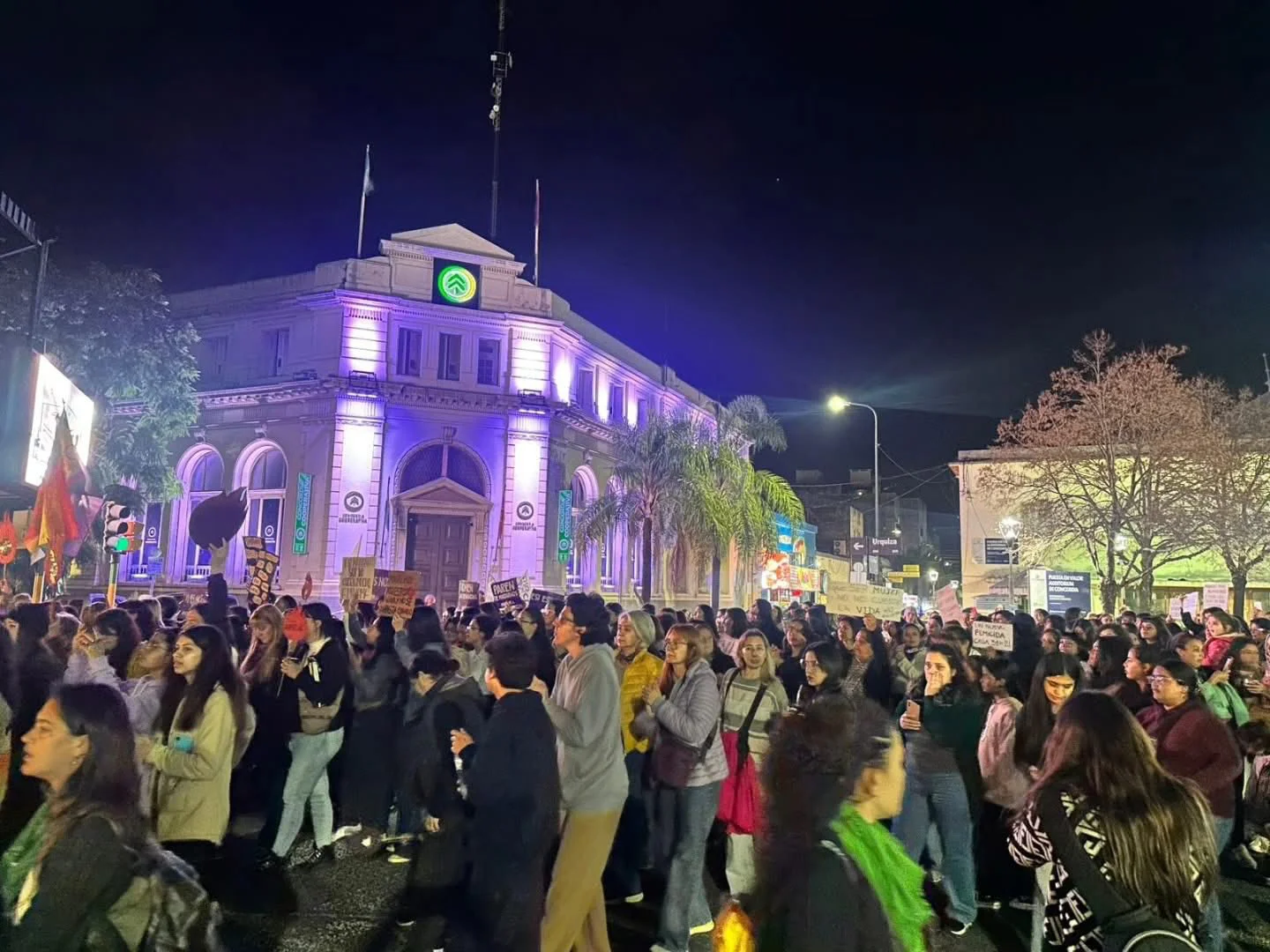 Once años después, el grito sigue en las calles: multitudinaria marcha de Ni Una Menos en Concordia