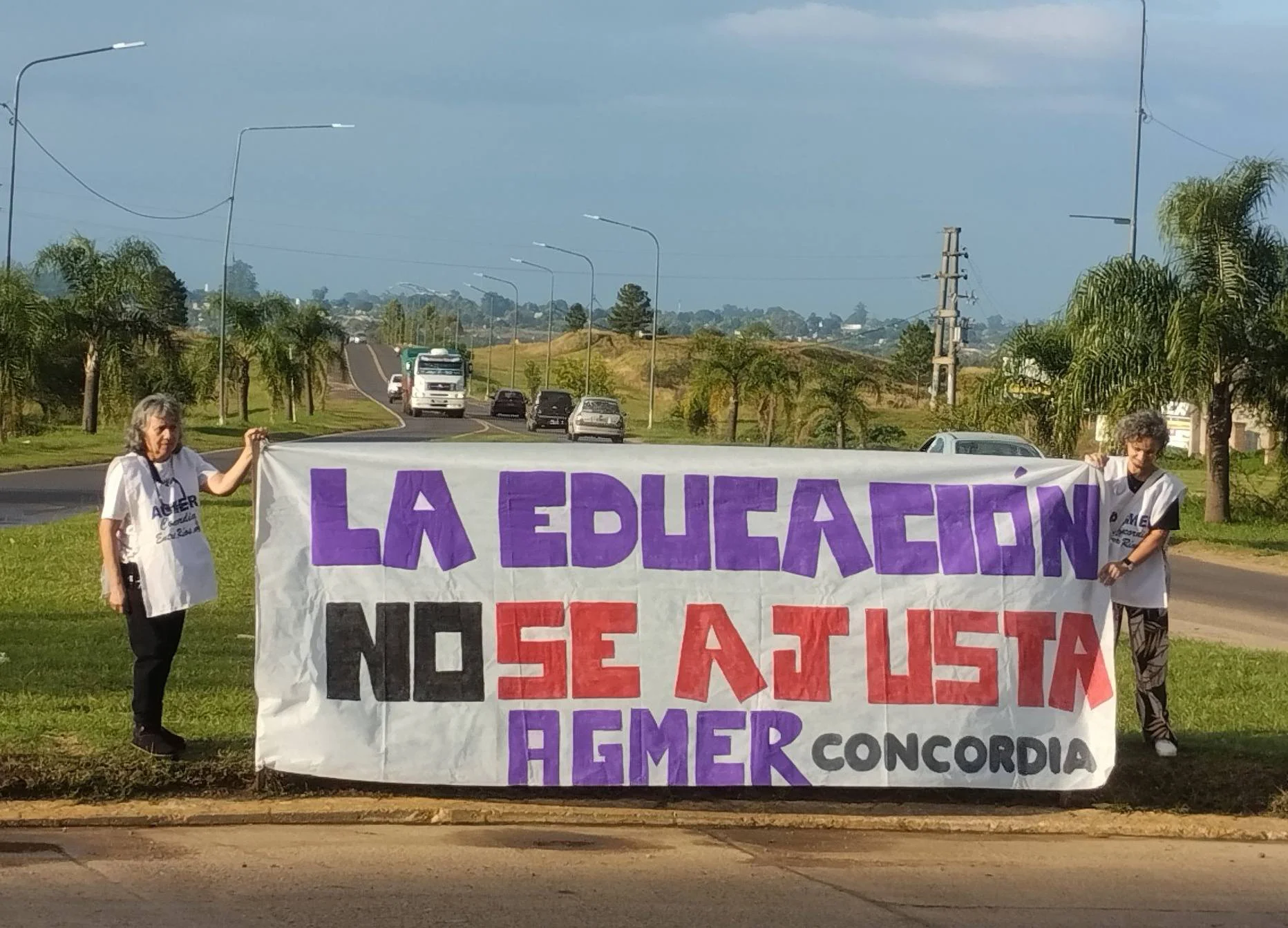 AGMER se movilizó en la rotonda de Villa Adela