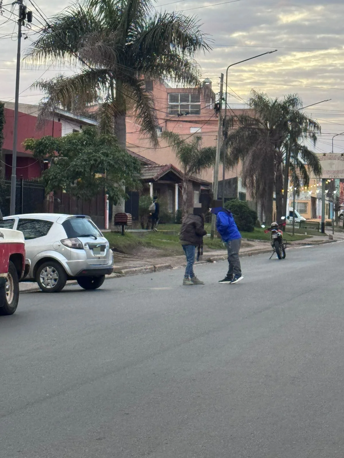 GRAVÍSIMO ESTADO DE UNA MUJER TRAS SER EMBESTIDA EN AV. TAVELLA
