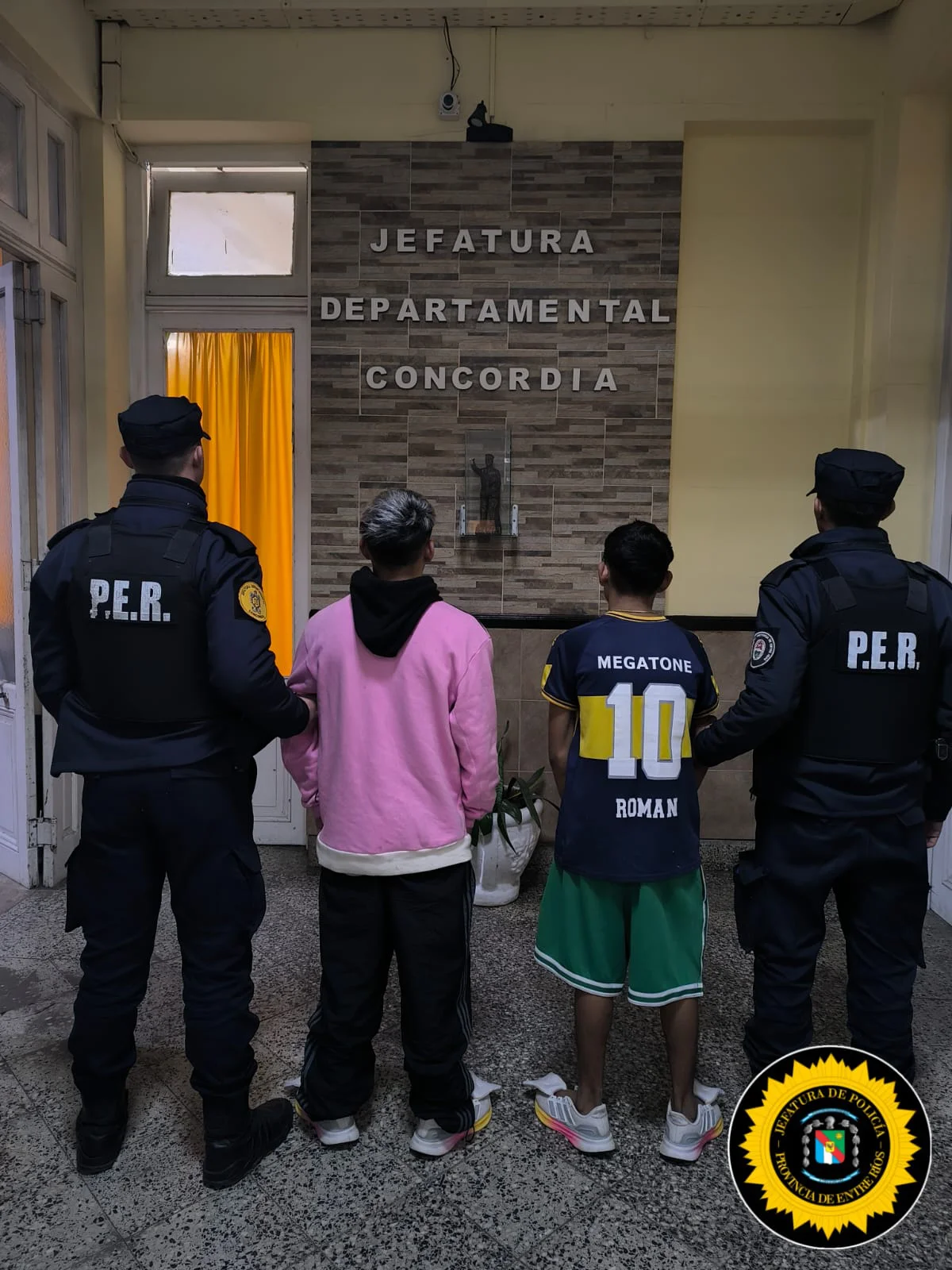 Allanamientos por amenazas y drogas: cinco detenidos tras un violento enfrentamiento entre grupos de jóvenes