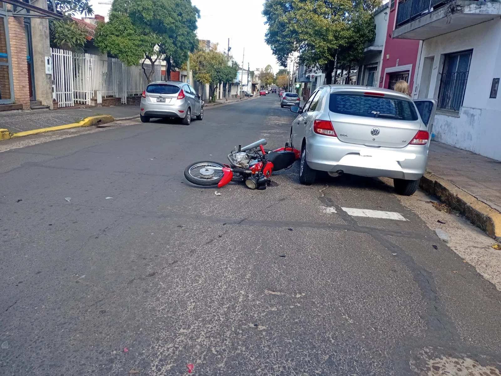 Accidente de tránsito entre Auto y Moto