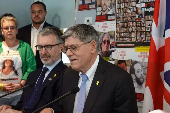 El embajador estadounidense en Israel, Jack Lew, en una rueda de prensa en Tel Aviv