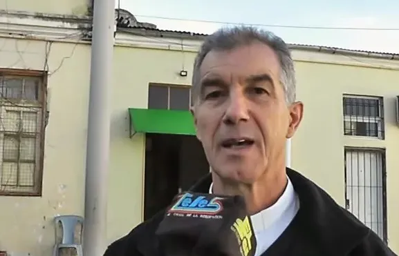 padre daniel petelín