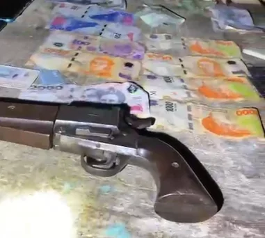 pistolon