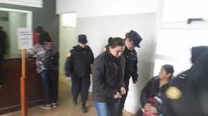 POLICIA