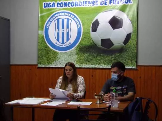 reunion-femenino-2