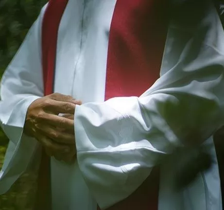 Sacerdote