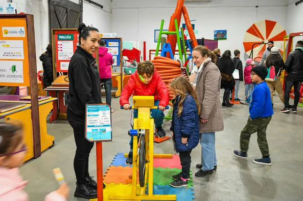 359822519_660904022731188_4547503999718706435_n