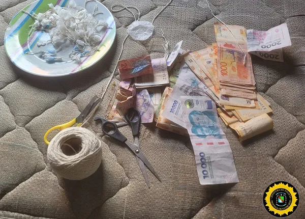 ae560b89-b64b-4ef6-a8ec-6d3bb6b03a94