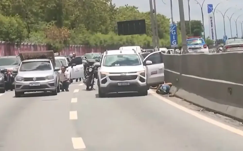 tres-supuestos-narcos-fueron-abatidos-por-la-policia-en-rio-de-janeiro-foto-cortesiasbtestadao-ZKEBGSMMDVCHNIQ2MZ3ML2YVMU