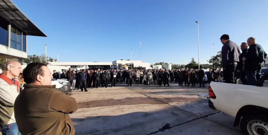 trabajadores de salto