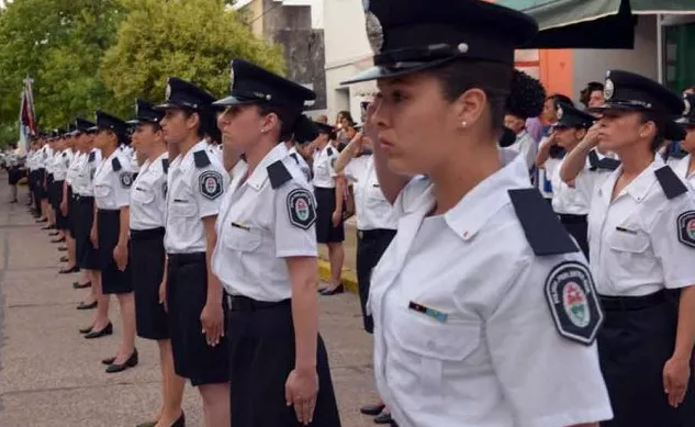 Policía