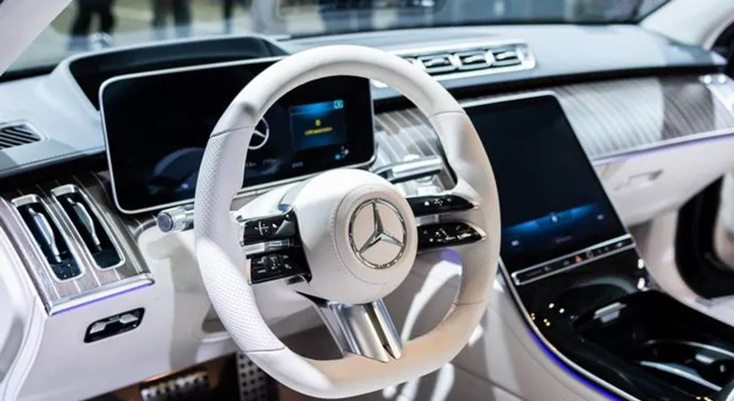 Mercedes Benz