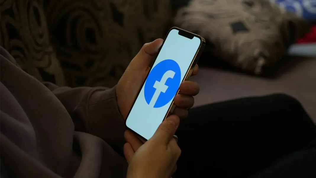 facebook-telefono-movil-1