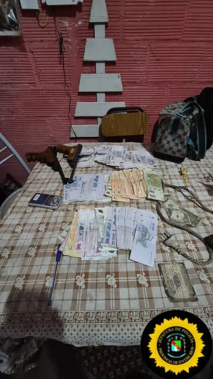 76c59e53-9f18-4c1d-baa9-e388eb709937