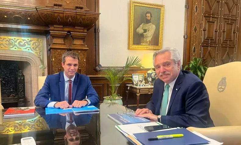 CRESTO - FERNÁNDEZ