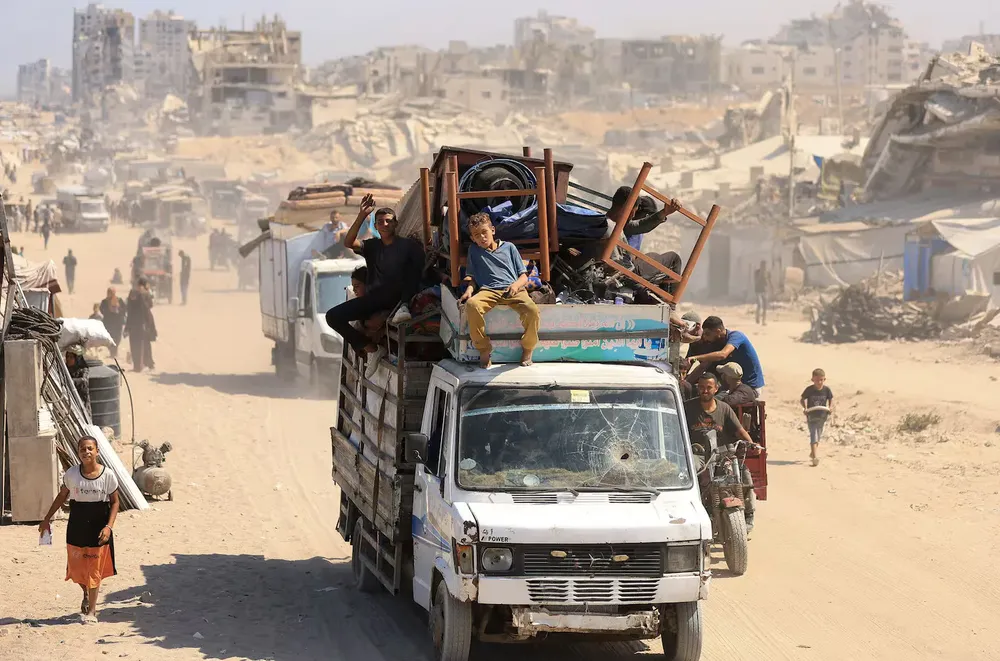 palestinos-huyen-de-gaza-en-medio-de-los-operativos-militares-israelies-foto-reutersdawoud-abu-alkas-W4VKUBK5QFAJVO7HOYE7VATKHI