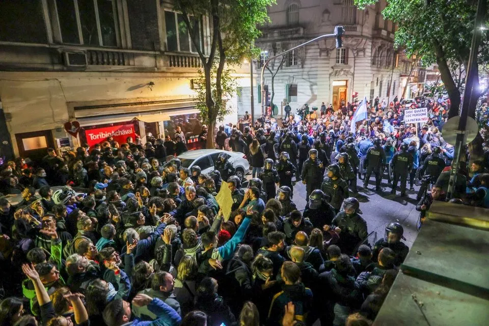 Represión