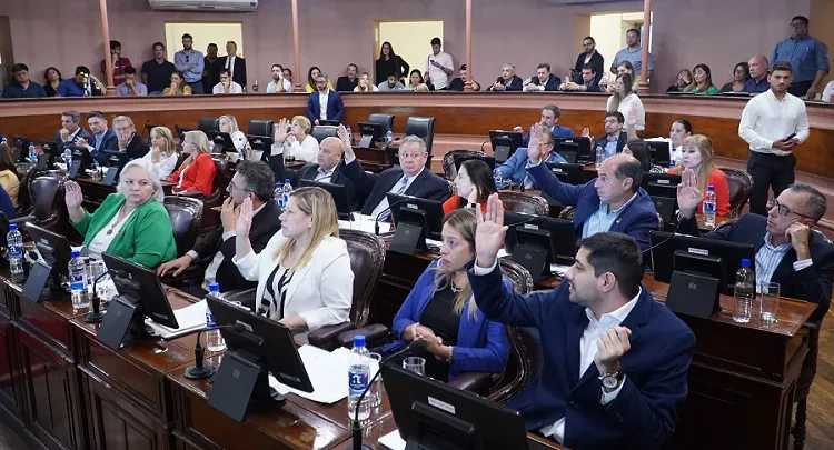 Diputados votan la Reforma Politica