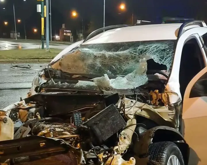 f4a7d861-6dc6-4c49-b6d1-9337275620e3