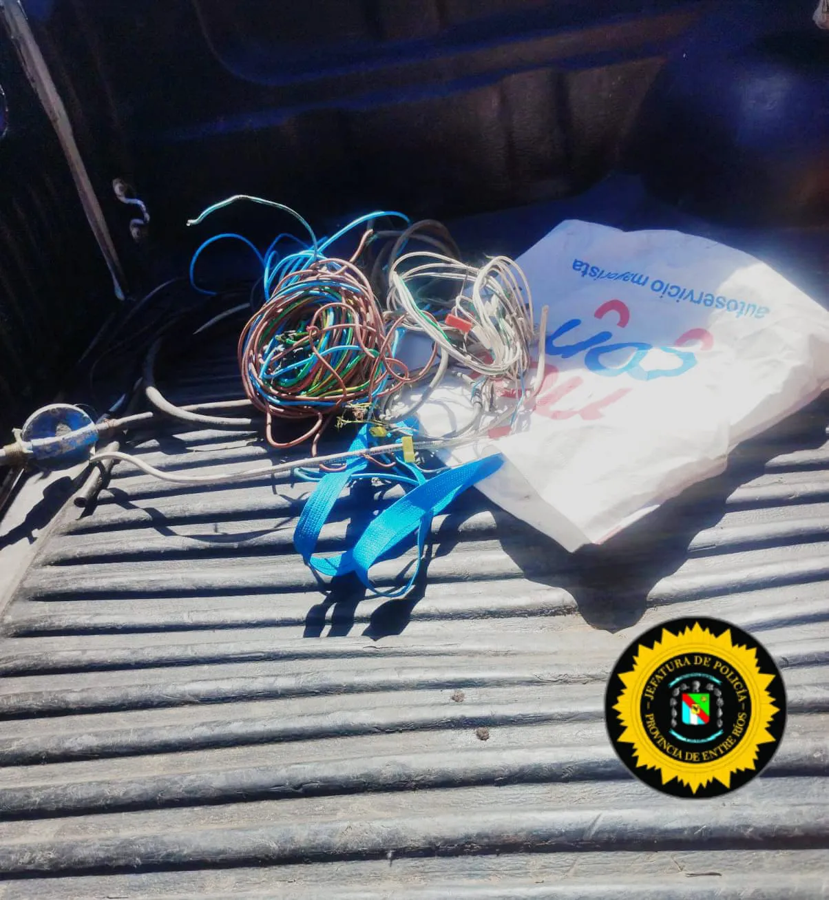 ROBO C. ESCALAMIENTO - cables (2)