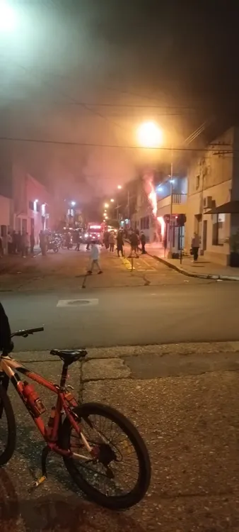 b37e9299-45e1-401a-8f84-47f9953c94e2