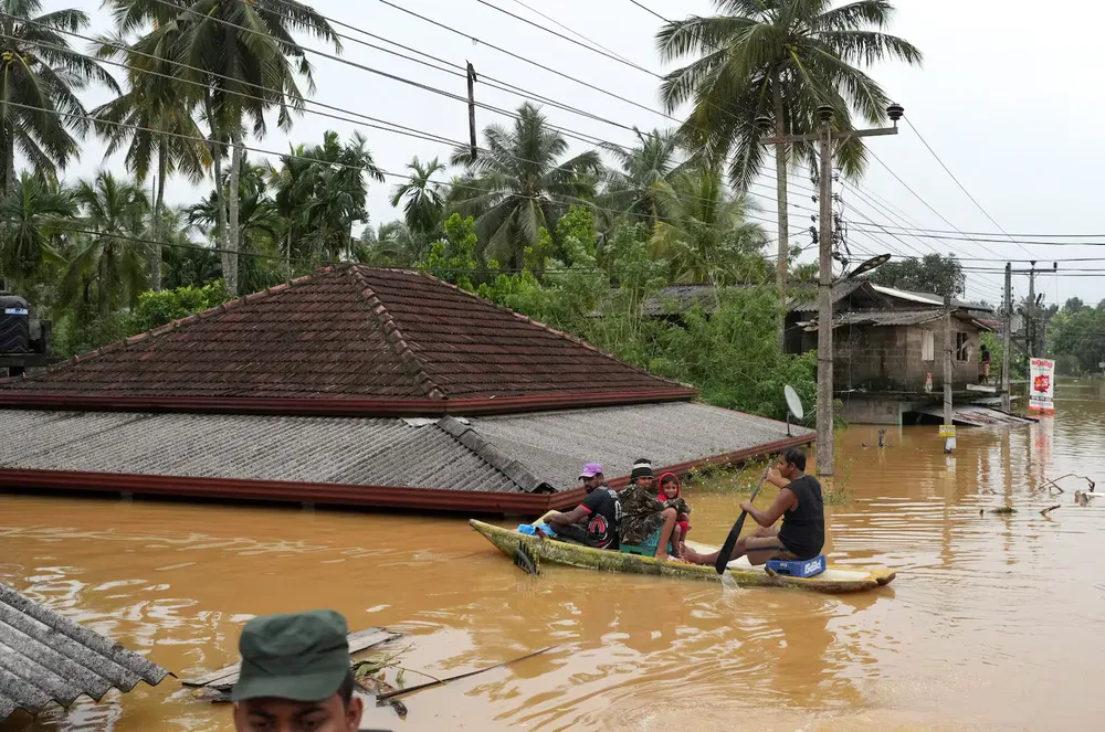 graves-inundaciones-en-malwana-sri-lanka-foto-reuters-thilina-kaluthotage-PR2TI5HJJBSWSNQJUH35UTLOHA
