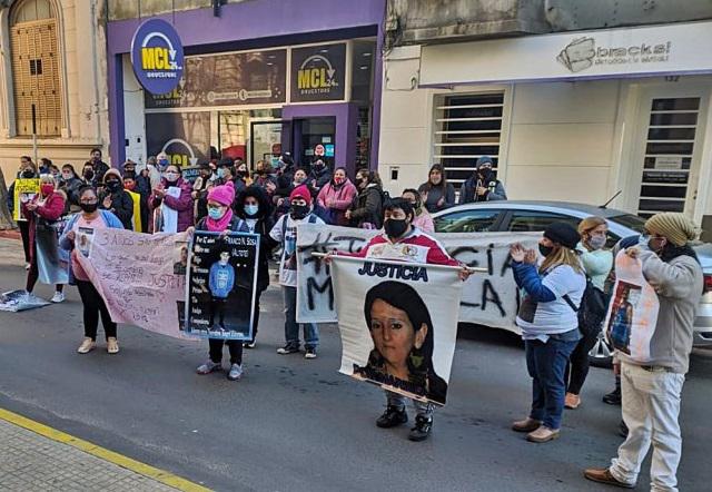 MARCHA MARIELA COSTEN (1)