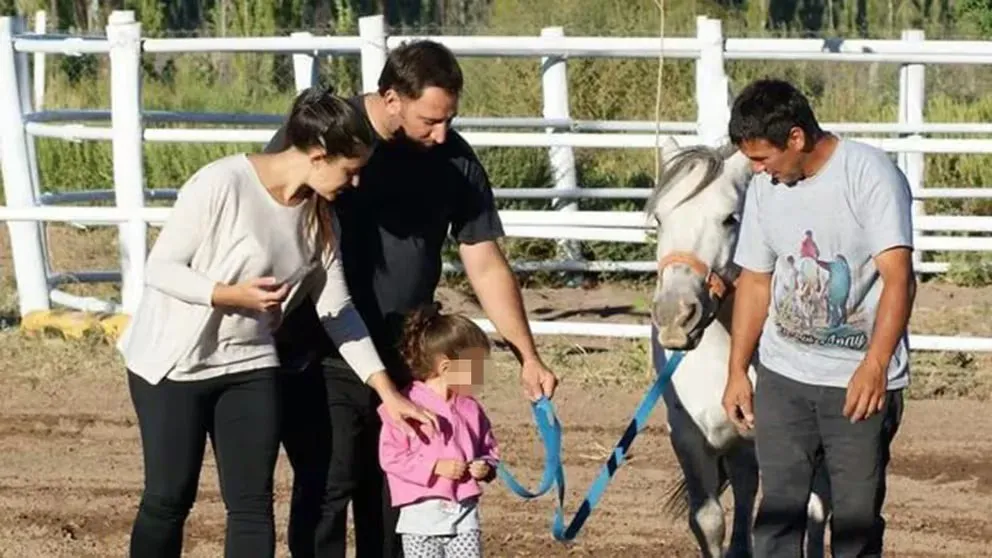 Carlitos ayudaba a chicos con discapacidades