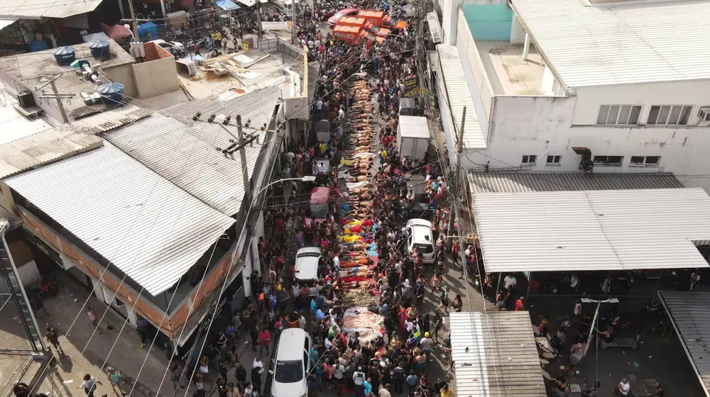 masacre-en-rio-de-janeiro-vecinos-denuncian-ejecuciones-y-la-onu-pide-investigar-foto-efe-renato-spyrro-BPJVYVGNRFHWRDMXWBPDDOZSQM