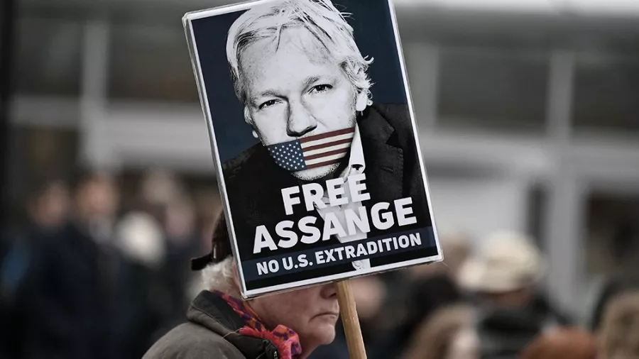 Free Asange